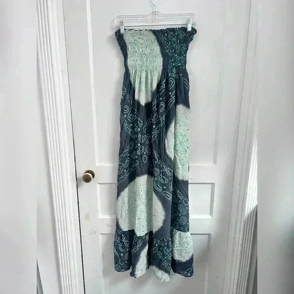 Coolchange Strapless Smocked Maxi Resort Beach Coastal Boho Dress Size M/L - Picture 2 of 2